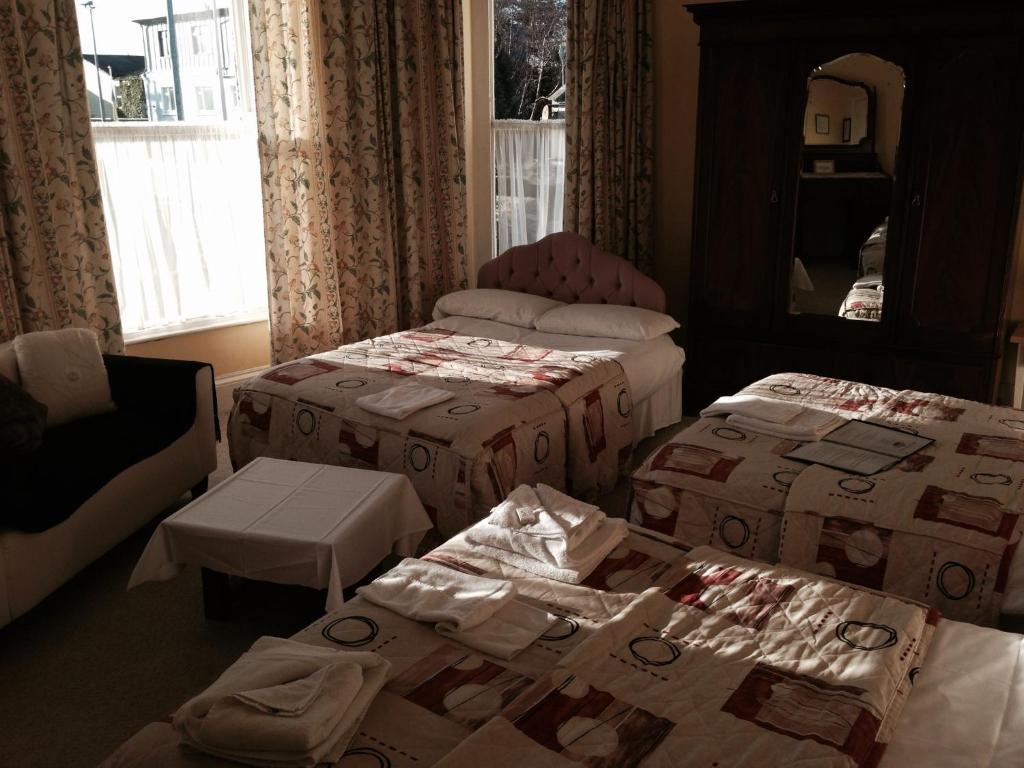 דן לירי Tara Hall Accommodation חדר תמונה